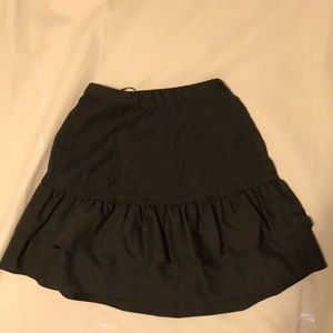 J Crew Wool Blend Ruffle Skirt Women’s Size 00 Charcoal Gray Elastic Waist